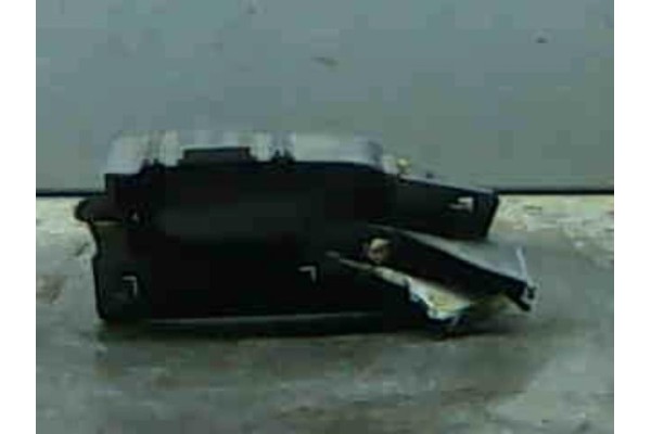 Recambio de manilla int. puerta trasero izquierda para peugeot 307 break / sw (s1) 2.0 hdi 135 referencia OEM IAM 9143F4  