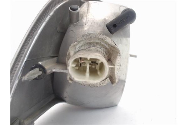Recambio de intermitente delantero izquierdo para volvo s40 berlina referencia OEM IAM    Recambio de intermitente delantero izquierdo para volvo s40 berlina referencia OEM IAM