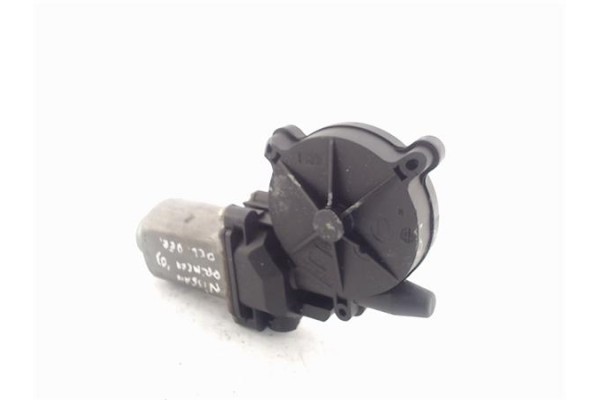 Recambio de elevalunas electrico delantero derecho para nissan primera berlina (p12) referencia OEM IAM 400714T7 0714 