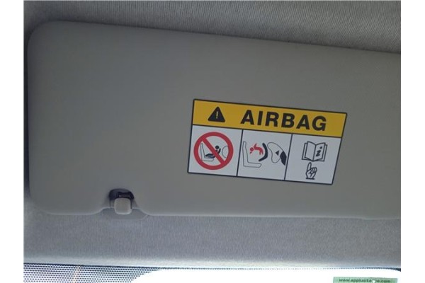 Recambio de parasol derecho para renault zoe electrico referencia OEM IAM 964006387R  