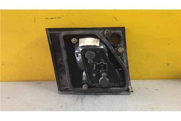 Recambio de piloto interior derecho para saab 900 berlina 2.0 referencia OEM IAM 4448569  
