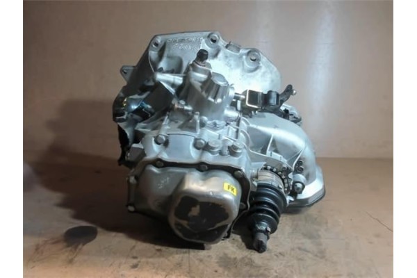 Recambio de caja cambios manual para opel corsa c 1.2 club referencia OEM IAM 90400197  