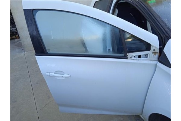 Recambio de puerta delantero derecha para renault zoe electrico referencia OEM IAM 801004005R  