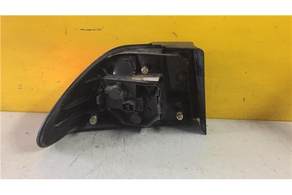 Recambio de piloto trasero derecho para saab 900 berlina 2.0 referencia OEM IAM IARRS1 0202022A019306  