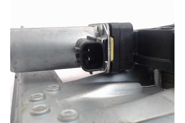 Recambio de mecanismo elevalunas delantero izquierdo para dacia sandero i 1.2 16v referencia OEM IAM 807213282R  