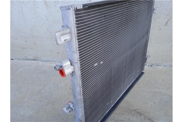 Recambio de radiador aire acondicionado para renault zoe electrico referencia OEM IAM 921007736R  