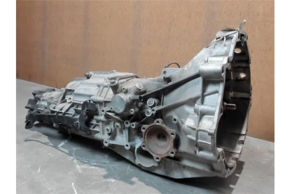 Recambio de caja cambios manual para audi a4 b7 2.0tdi referencia OEM IAM 0A3300040F  