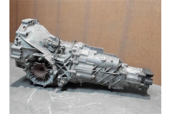 Recambio de caja cambios manual para audi a4 b7 2.0tdi referencia OEM IAM 0A3300040F  