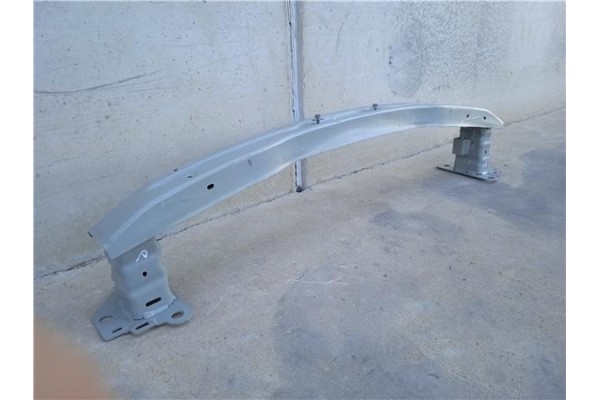Recambio de refuerzo paragolpes para renault zoe electrico referencia OEM IAM 620937872R  