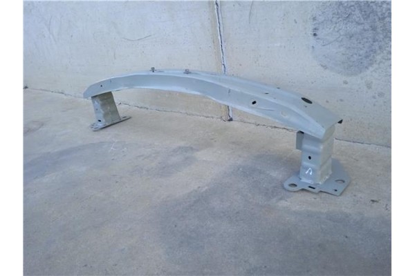 Recambio de refuerzo paragolpes para renault zoe electrico referencia OEM IAM 620937872R  