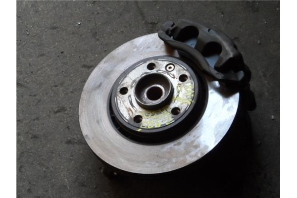 Recambio de mangueta delantero izquierda para renault trafic ii furgón (fl) 1.9 dci 100 (fl0c) referencia OEM IAM   
