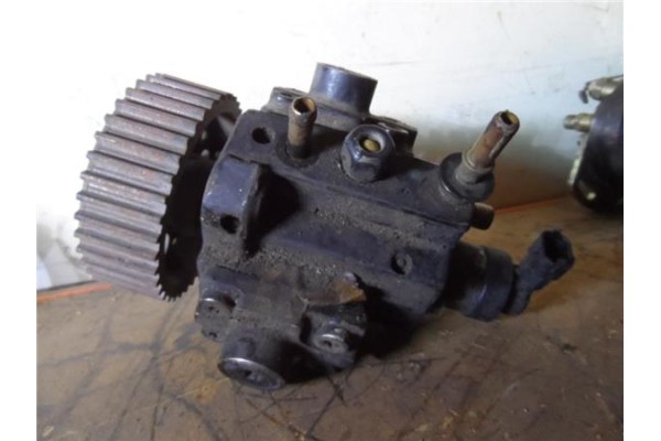 Recambio de bomba inyectora para alfa romeo 147 (190) 1.9 jtdm 16v referencia OEM IAM 55209062 445010130 