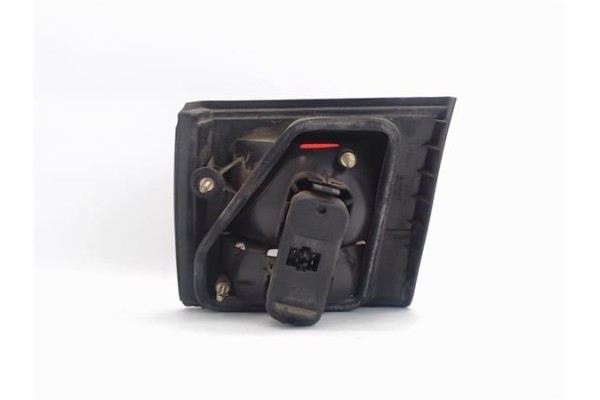 Recambio de piloto porton trasero izquierdo para saab 9-3 berlina referencia OEM IAM   
