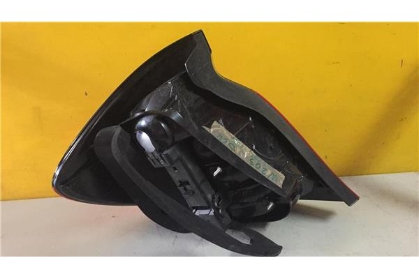 Recambio de piloto trasero derecho para mercedes-benz clase c (bm 203) sportcoupe 1.8 c 160 (203.730) referencia OEM IAM A203820