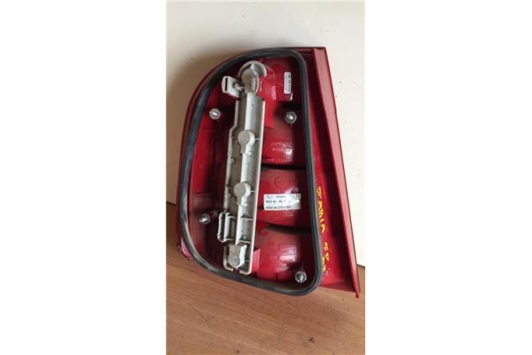 Recambio de piloto trasero derecho para skoda fabia (6y2/6y3) 1.2 spirit referencia OEM IAM XU3X13A602AB  