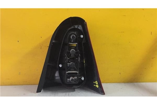 Recambio de piloto trasero izquierdo para mercedes-benz clase a (bm 168) 1.4 140 (168.031) referencia OEM IAM 3310596025  