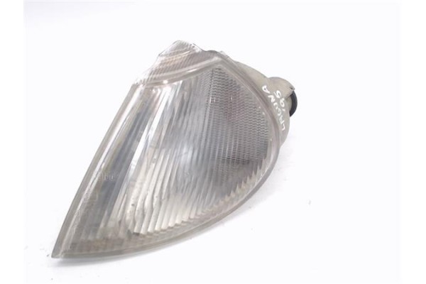 Recambio de intermitente delantero izquierdo para renault laguna (b56) referencia OEM IAM 7700820126 67625930 