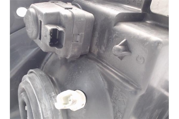 Recambio de faro delantero izquierdo para citroen xsara picasso 2.0 hdi referencia OEM IAM 9631495180  