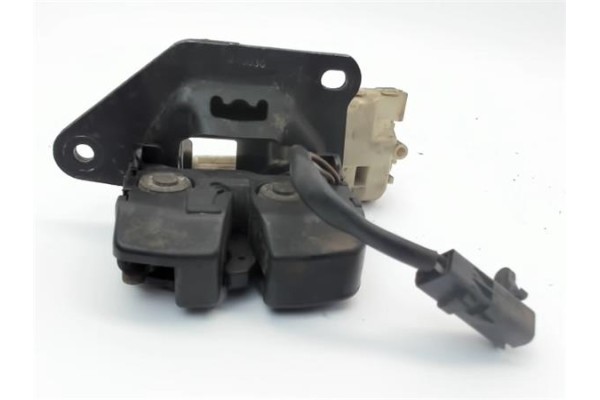 Recambio de cerradura porton para alfa romeo 147 (190) referencia OEM IAM   