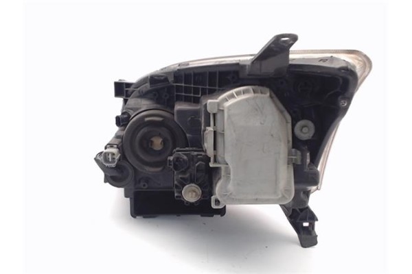 Recambio de faro delantero dcho para toyota avensis berlina (t25) 2.2 d-4d executive berlina (5-ptas.) referencia OEM IAM 811300