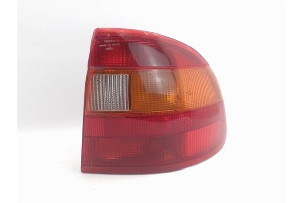 Recambio de piloto trasero derecho para opel astra f berlina referencia OEM IAM   