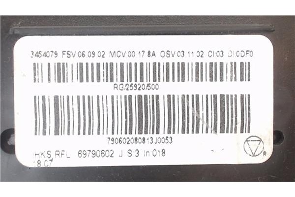 Recambio de embellecedor consola central para mini one 1.4 95cv referencia OEM IAM 51169151327  