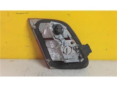 Recambio de piloto interior derecho para mercedes-benz clase e (bm 210) berlina 2.0 200 (210.035) referencia OEM IAM A2108203864