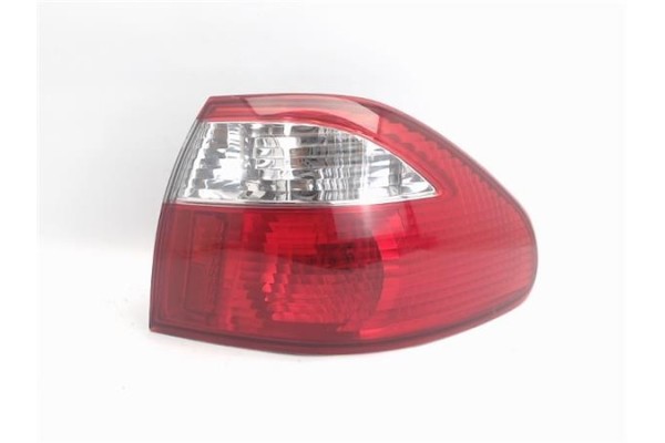 Recambio de piloto trasero derecho para mazda 626 familiar (gw) referencia OEM IAM   