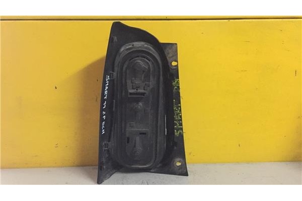 Recambio de piloto trasero derecho para smart for two 0.7 referencia OEM IAM 253032R  
