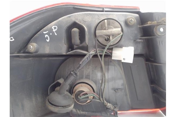 Recambio de piloto trasero derecho para mazda 626 familiar (gw) referencia OEM IAM   