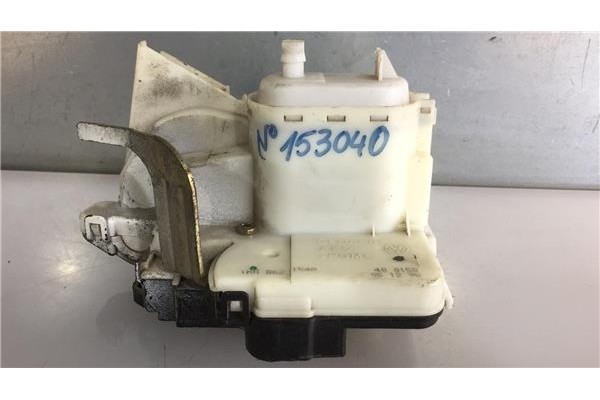 Recambio de cierre electromagnetico trasero derecho para seat cordoba berlina (6k2) 1.6 i referencia OEM IAM 6K4839016  