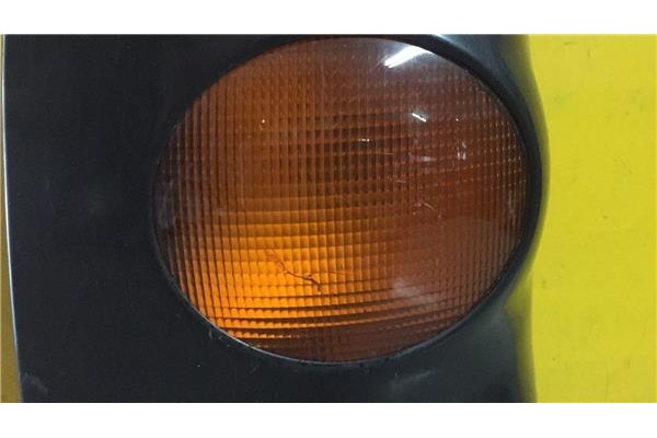 Recambio de piloto trasero derecho para smart for two 0.7 referencia OEM IAM 253032R  