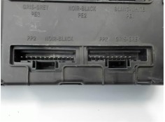 Recambio de caja fusibles/rele para renault megane ii berlina 3p referencia OEM IAM 8200309690 8200411353 