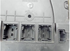 Recambio de caja fusibles/rele para renault megane ii berlina 3p referencia OEM IAM 8200309690 8200411353 