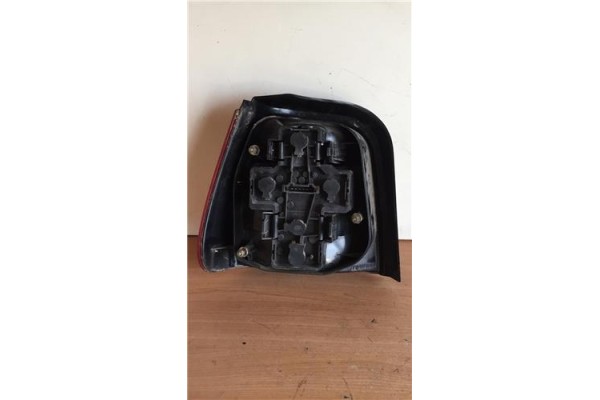 Recambio de piloto trasero derecho para skoda felicia combi (795) 1.3 glx referencia OEM IAM 24621701 246214 