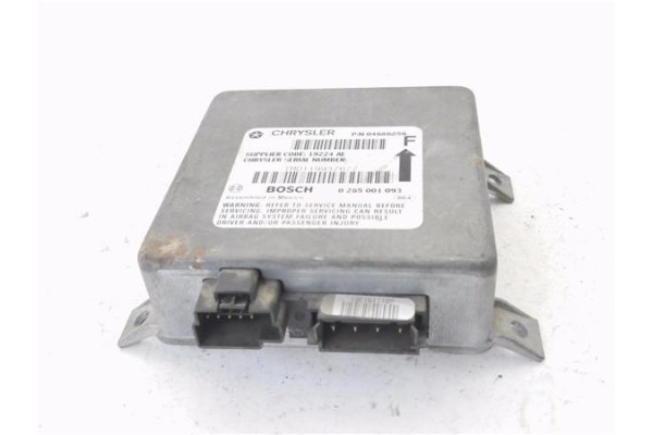 Recambio de centralita para chrysler voyager gs 2.5 td referencia OEM IAM 4686256 285001093 