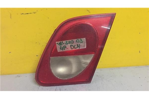 Recambio de piloto interior derecho para mercedes-benz clase e (bm 210) berlina 2.0 200 (210.035) referencia OEM IAM A2108201064