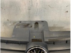 Recambio de rejilla paragolpes delantero para volkswagen polo iv (9n1) 1.4 tdi referencia OEM IAM 6Q0853651C  
