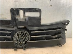 Recambio de rejilla paragolpes delantero para volkswagen polo iv (9n1) 1.4 tdi referencia OEM IAM 6Q0853651C  