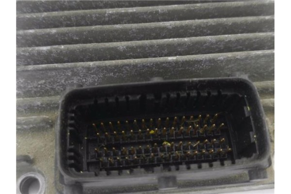 Recambio de centralita para opel corsa c 1.7 club referencia OEM IAM 8972272257 09389429 