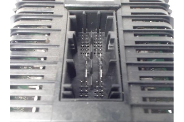 Recambio de mando de luces para rover serie 75 (rj) 2.5 kv6 club referencia OEM IAM   