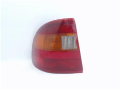 Recambio de piloto trasero izquierdo para opel astra f berlina referencia OEM IAM   