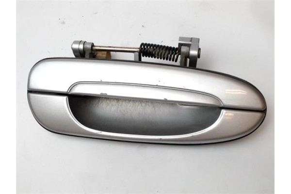 Recambio de maneta exterior trasero derecha para mazda 626 berlina (gf) 2.0 referencia OEM IAM GA7B72410C92  
