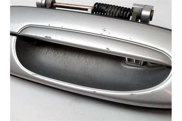 Recambio de maneta exterior trasero derecha para mazda 626 berlina (gf) 2.0 referencia OEM IAM GA7B72410C92  