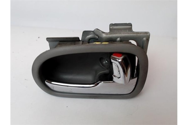 Recambio de manilla int. puerta delantero izquierda para mazda 626 berlina (gf) 2.0 referencia OEM IAM MDH20I  
