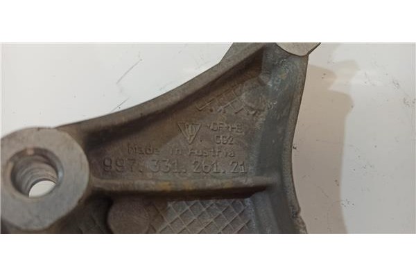 Recambio de soporte izquierdo puente trasero para porsche 911 (tipo 997) 3.8 carrera 4 s cabrio referencia OEM IAM 99733126121  