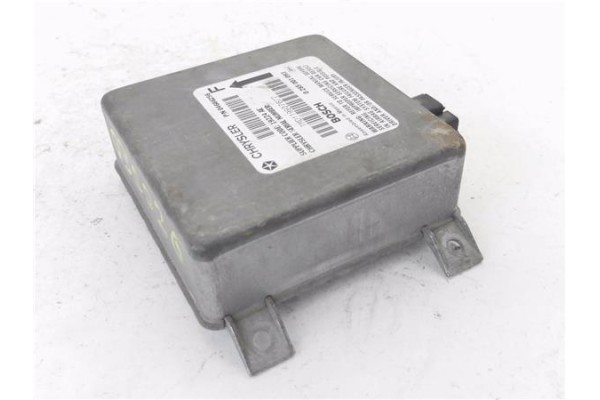 Recambio de centralita para chrysler voyager gs 2.5 td referencia OEM IAM 4686256 285001093 