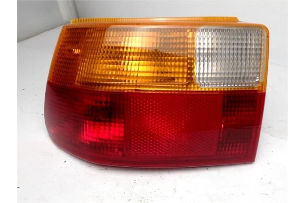 Recambio de piloto trasero izquierdo para opel astra f berlina 1.7 tds referencia OEM IAM 014421911L 394449 