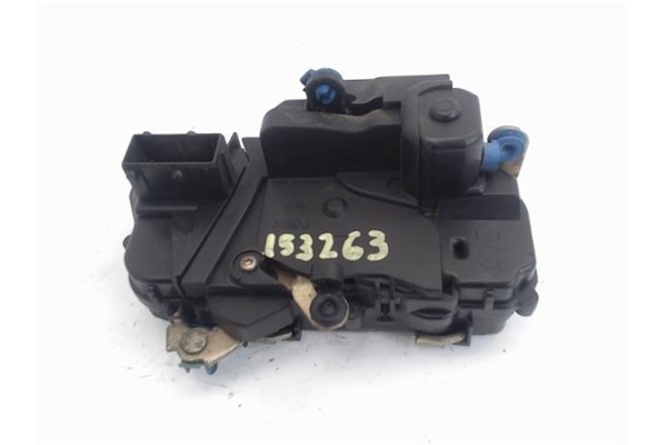 Recambio de cierre electromagnetico delantero derecho para citroen berlingo 1.9 d (mfdjy) referencia OEM IAM 9136P7  