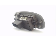 Recambio de mando elevalunas delantero izquierdo para chrysler voyager (rg) 2.5 crd referencia OEM IAM 746797084  